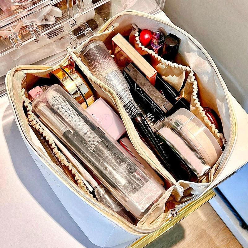 Necessaire Bella ™ EM PROMOÇÃO! - Maquiagens, cosméticos e higiene - Lojas Promorin