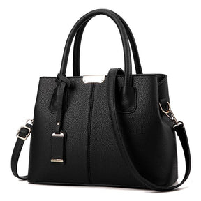 Bolsa Feminina de Ombro em Couro - Fabrine