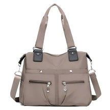 Bolsa Feminina Impermeável Myla + Brinde Exclusivo