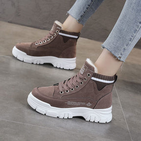 Bota Ortopédica Peluciada Camélia