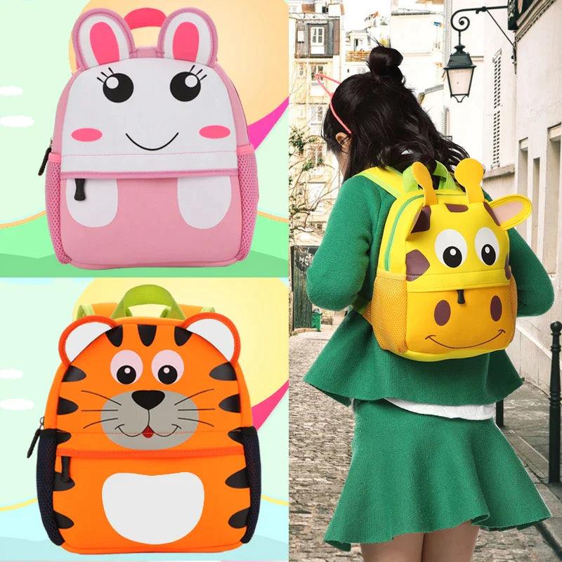 Mochila Infantil Selva Divertida - Leve a Imaginação para a Escola - Lojas Promorin